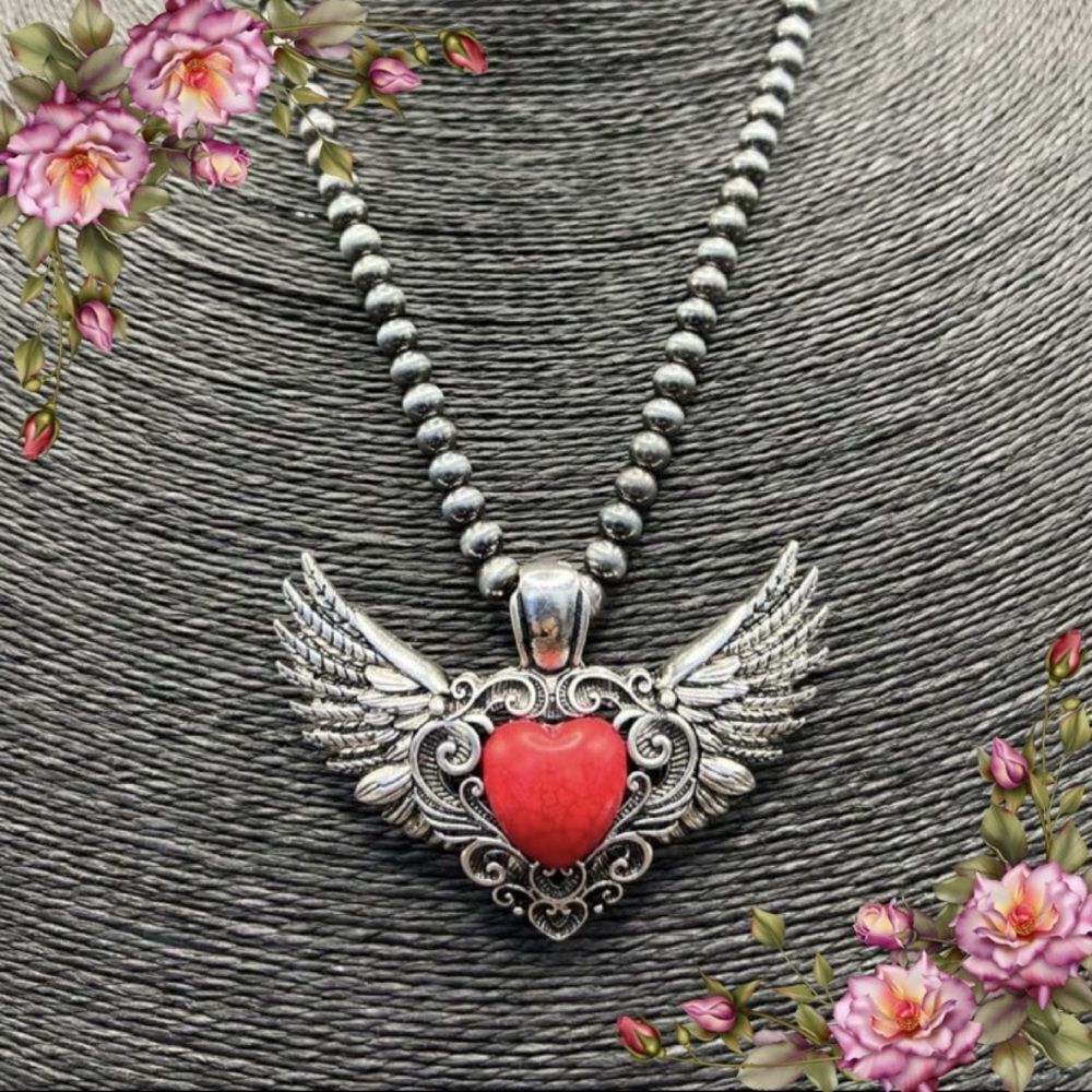 Beaded‎ Heart Wing western style Pendant Necklace
